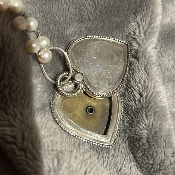 Mars and Valentine Spectacular “Love Meter” Locket-Boutique